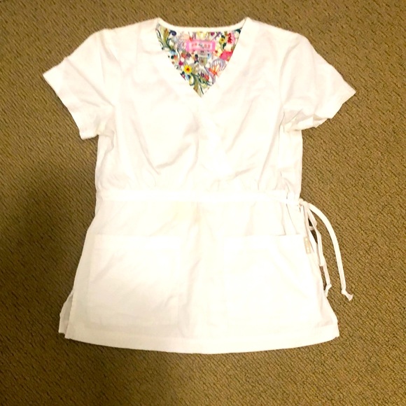 Koi Small and X-Small Tall Scrub Pants & Shirts - Picture 4 of 4